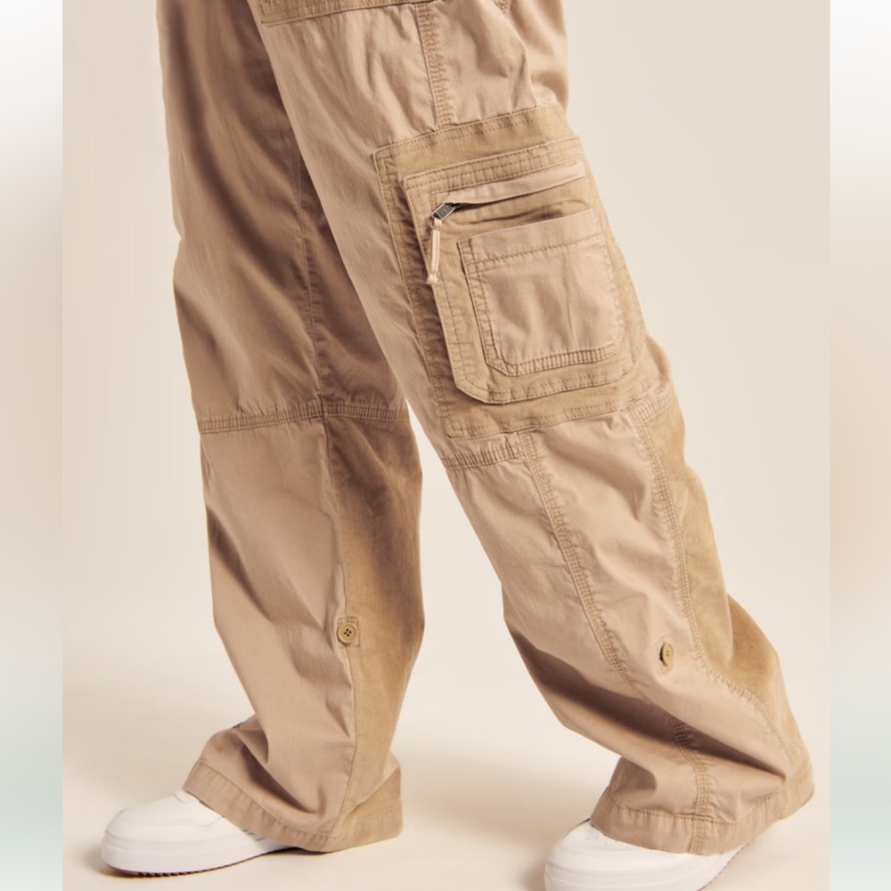 Abercrombie & Fitch - Y2K 2000’s women’s cargo pants - Picture 4 of 4